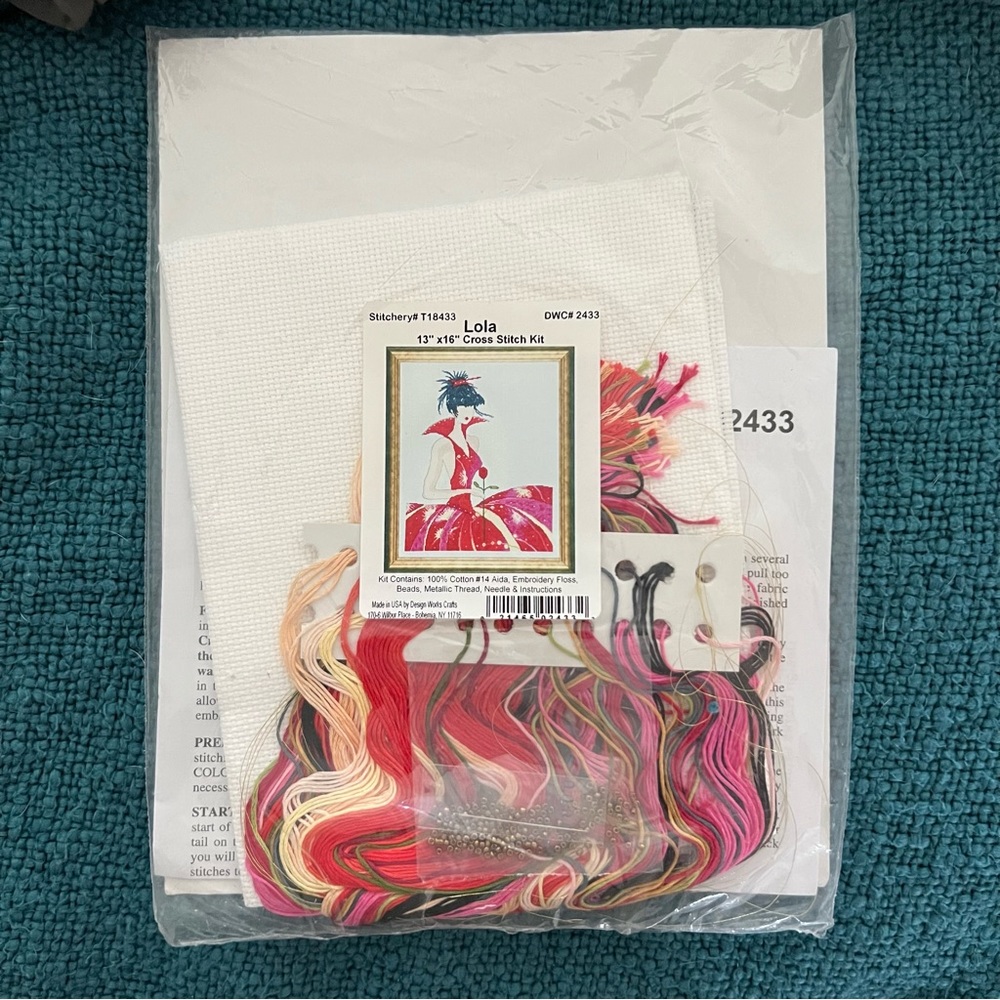 Lola 13" x16" Cross Stitch Kit - NEW / UNUSED